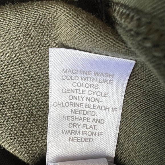 J. Jill Soft Cotton Modal Blend Twisted Hem Pullover Blouse - Picture 8 of 8